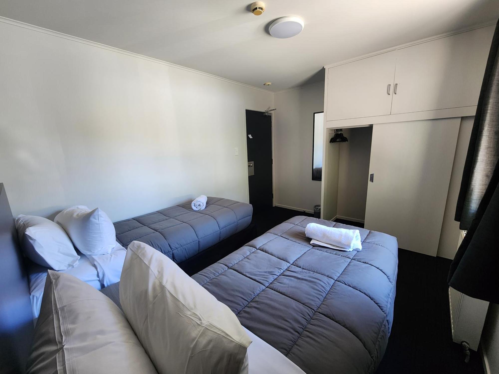 松林小屋和公寓旅舍 皇后镇 外观 照片